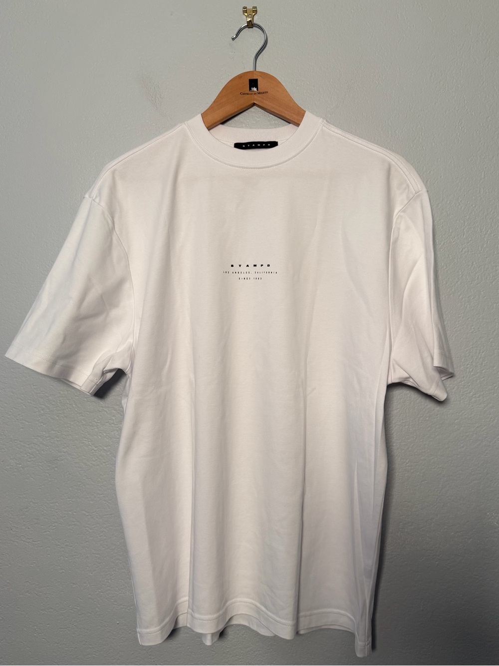 Stampd White Short Sleeve Crewneck Tee with Minimal Logo - Medium